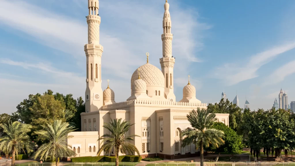 Dubai Lesser Known Attractions - Jumeirah Mosque from side