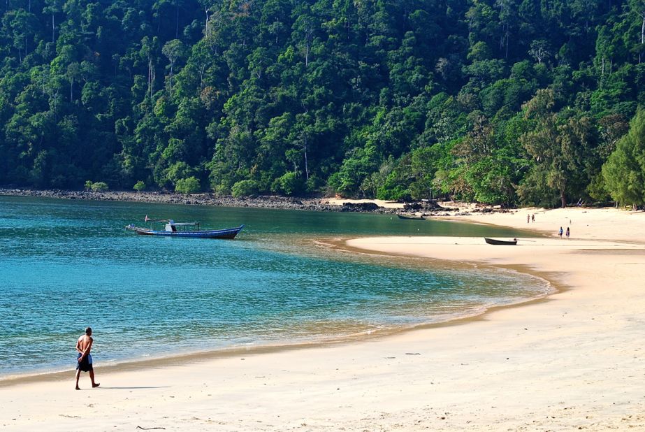 Image of Koh Phayam beach in Thailand from Ariel.